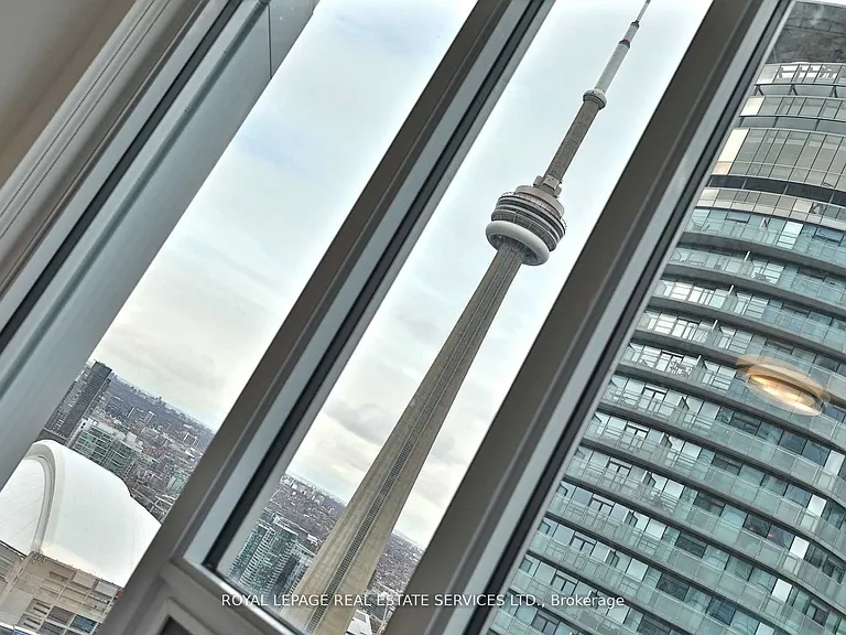 10 York St #5001 — Photo 11