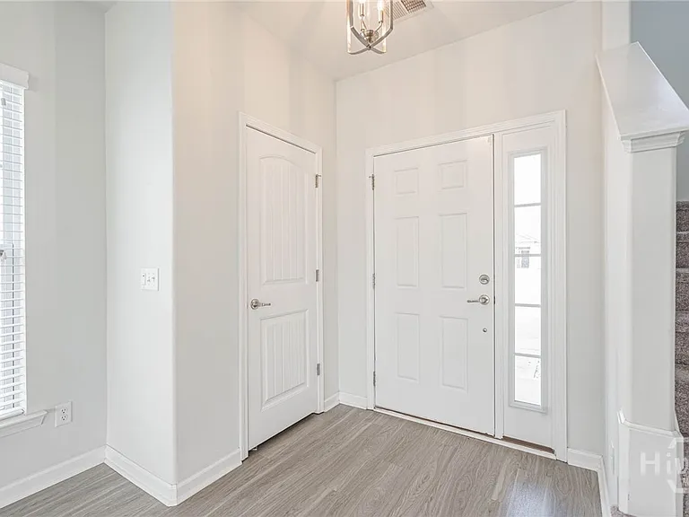 185 Brickhill Cir — Photo 3