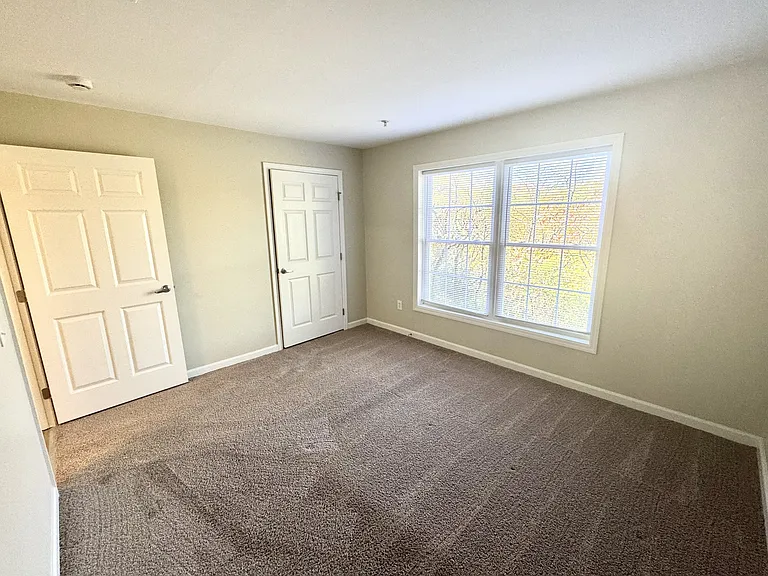 Orchard Hills Landings — Photo 40