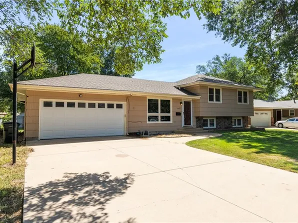 1627 S Chestnut St, Ottawa, KS 66067