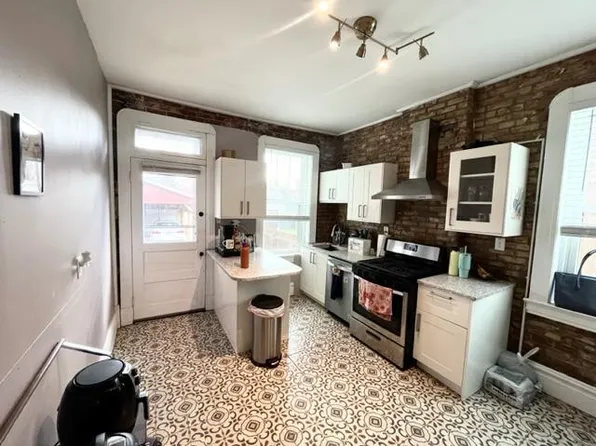 712 Dover Pl, Saint Louis, MO