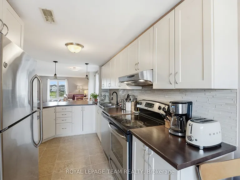 443 Chapman Mills Dr #B — Photo 8