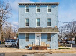 39 Buttonwood St, Mount Holly, NJ 08060