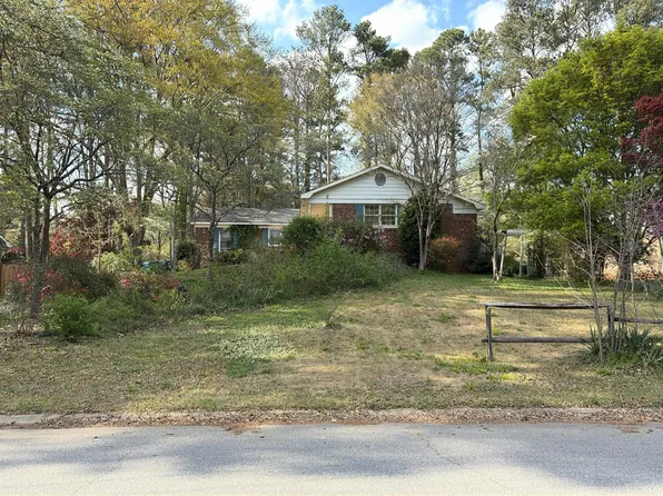 1136 McCormick Way SW, Marietta, GA 30008