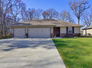 1421 S Kristopher Ave, Republic, MO 65738