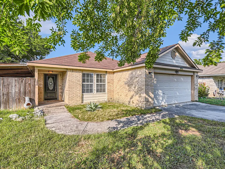 134 Bellair Dr — Photo 25