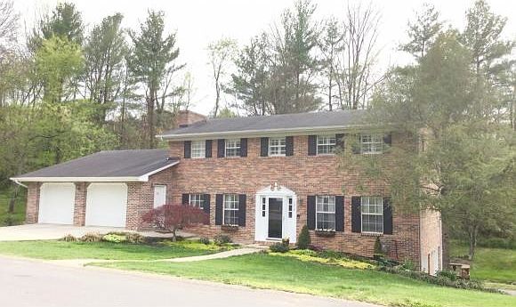 1st image of 1212 Tanglewood Dr