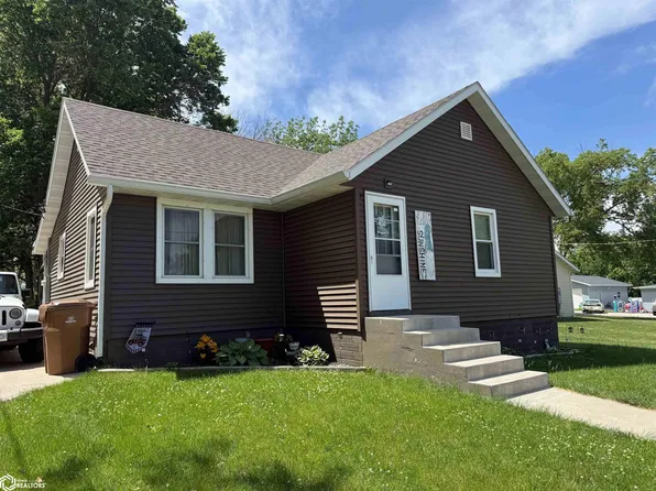402 Hill St, Churdan, IA 50050