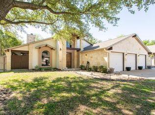 201 Los Cedros Loop, Kerrville, TX 78028