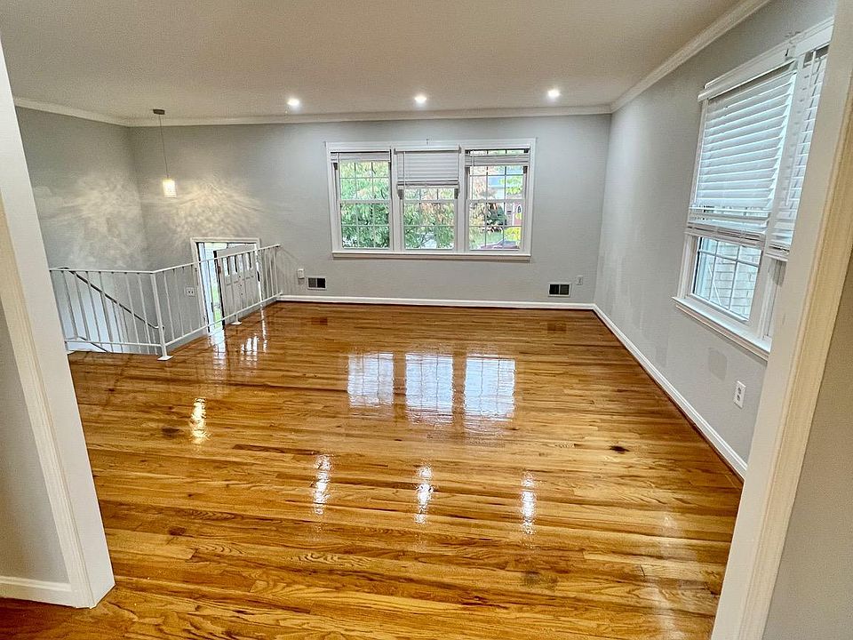 9517 Bonair Dr, Manassas, VA 20109 Zillow