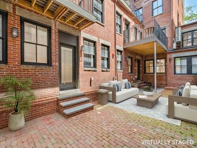 33-35 Bowdoin St #1, Boston, MA, 02114