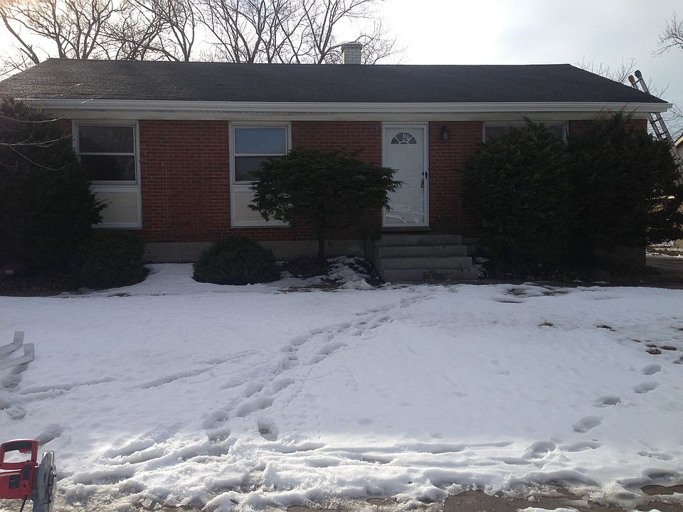 1st image of 15 W 155th Pl