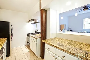 Rented by R New York