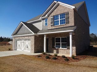 3900 Cahaba Dr, Opelika, AL 36801