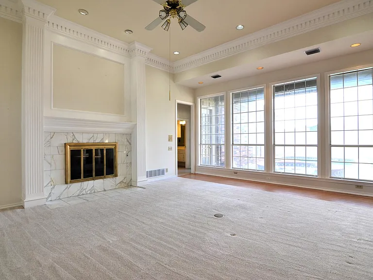 7000 Ivory Ct — Photo 4