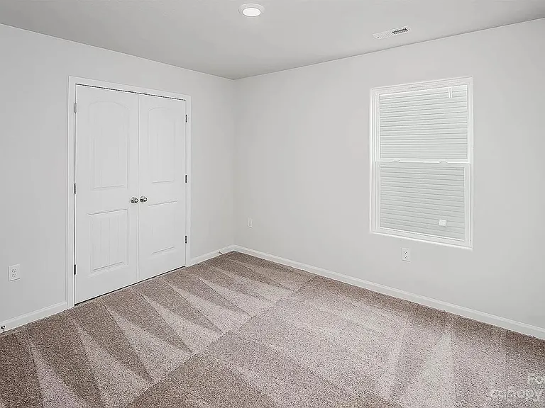 2330 Transatlantic Ave — Photo 4