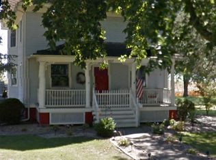 207 5th St, Ivesdale, IL