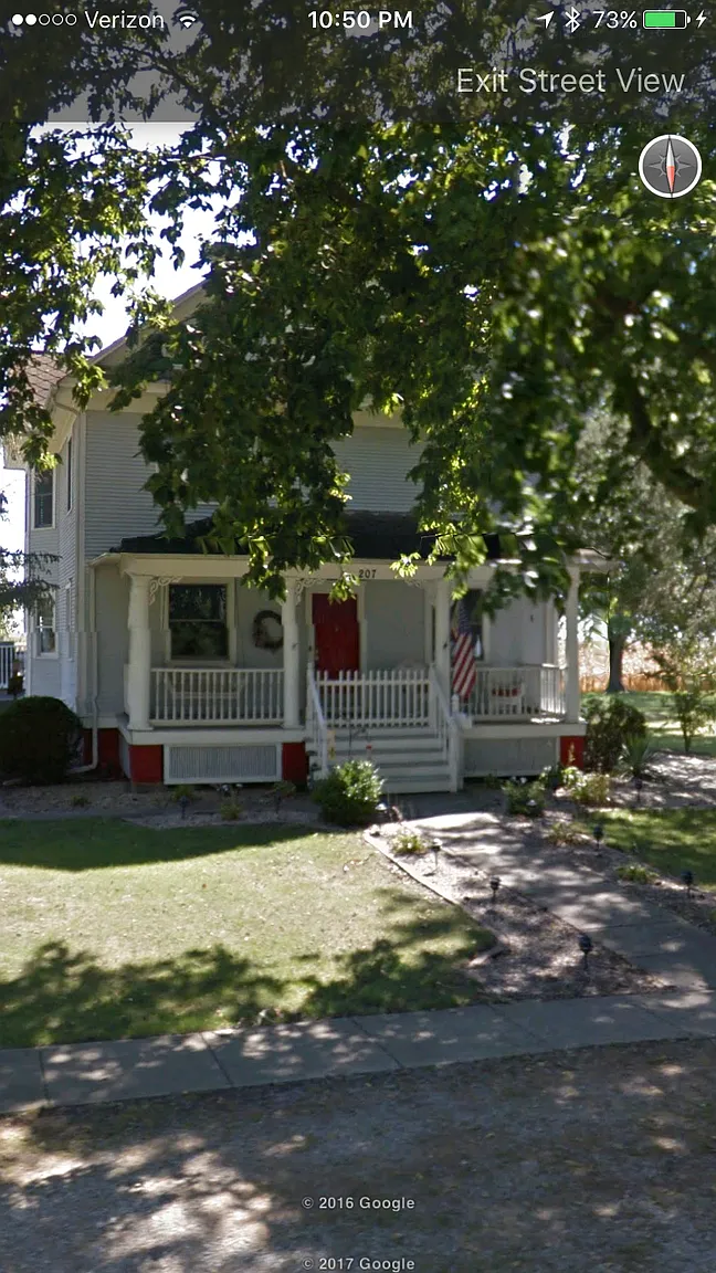207 5th St photo 1