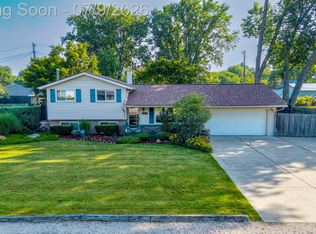 24851 Murray St, Harrison Township, MI 48045