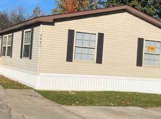 Fisherman's Cove, Flint, MI 48507