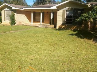 207 Shepherd Dr, Pineville, LA 71360