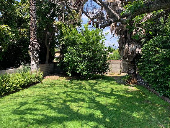 4th image of 532 N Griffith Park Dr