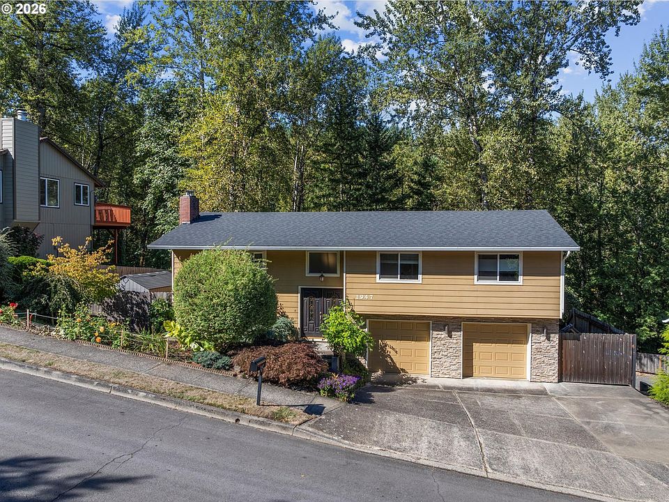 1st image of 1947 SE Meadow Ct