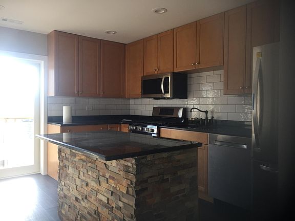 Kitchen picture from family room