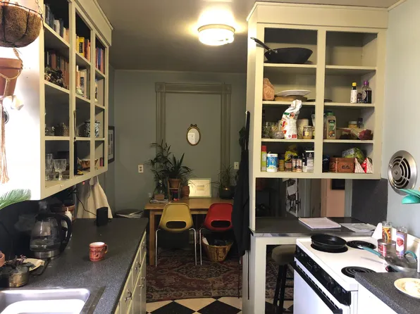 389 College St #10, Burlington, VT 05401