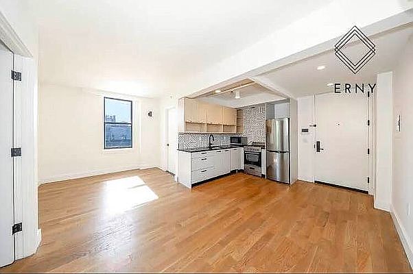 1st image of 319 19th St #3G
