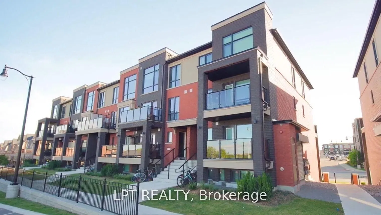 2 bed, $2,400 — Photo 1
