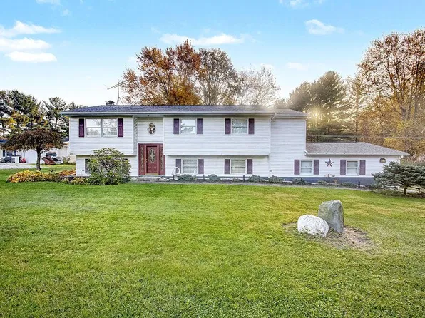 4326 Reynolds Rd, Centerburg, OH 43011