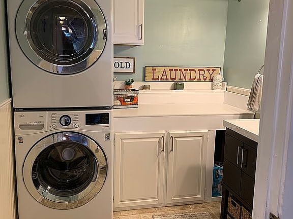 Laundry room/bathroom 