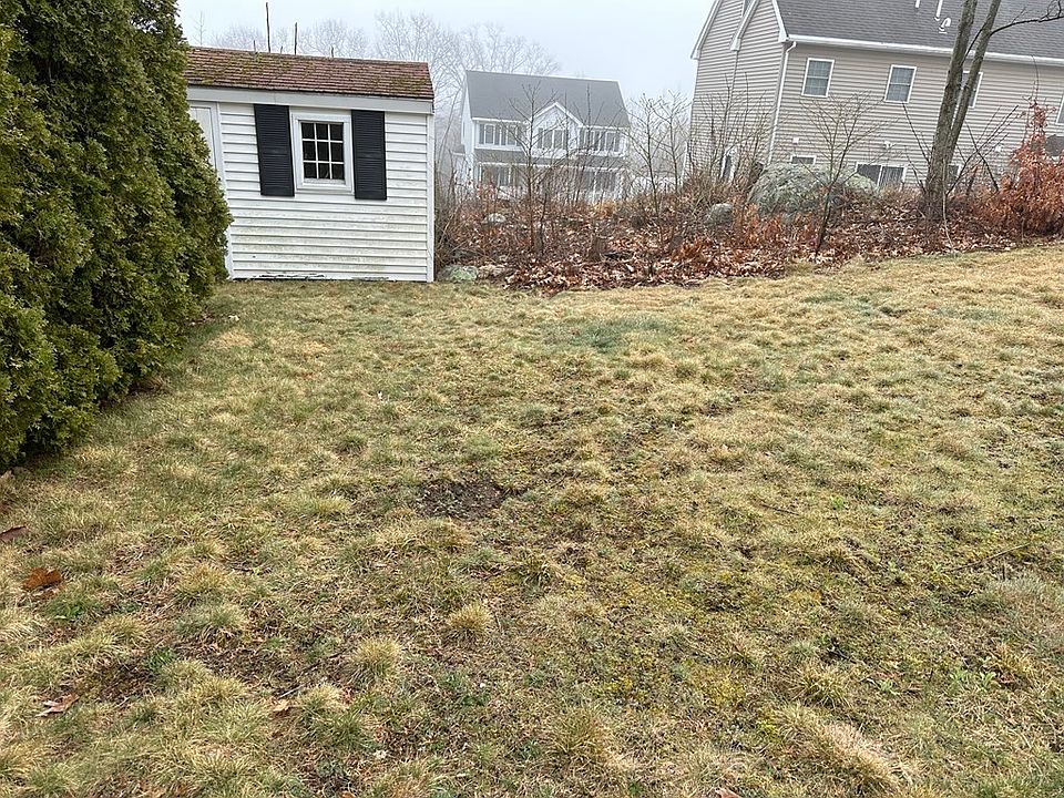 2nd image of 12 Eagle St