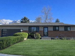 2360 E Woodchuck Way, Sandy, UT 84093