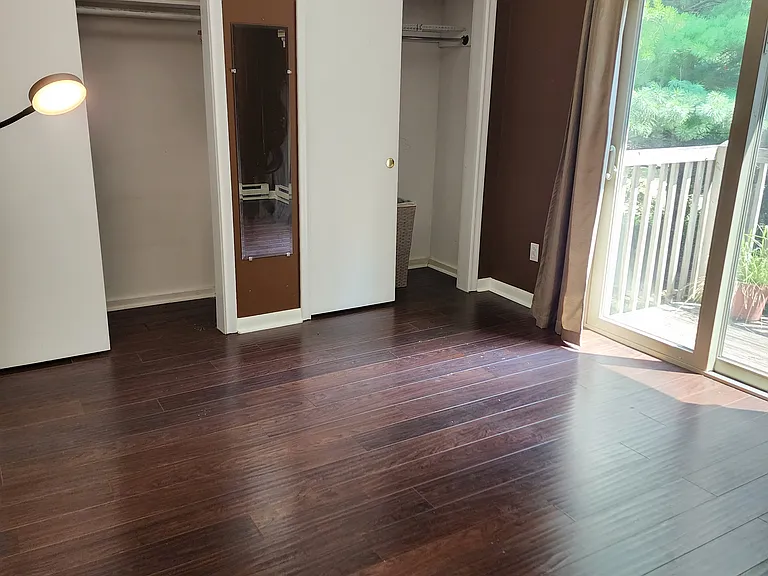 430 Emmett St #F — Photo 22