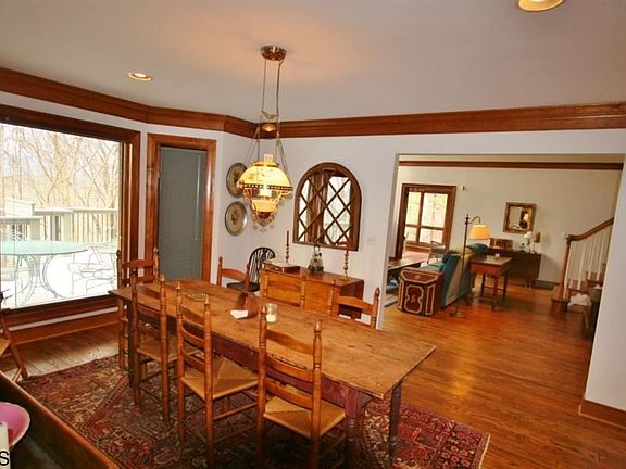 5th image of 107 Hearthstone Ln