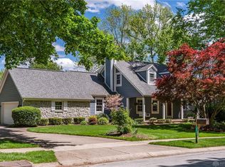 1766 Kensington Dr, Bellbrook, OH 45305