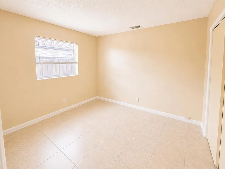 4125 Woodside Dr #1-4 — Photo 15