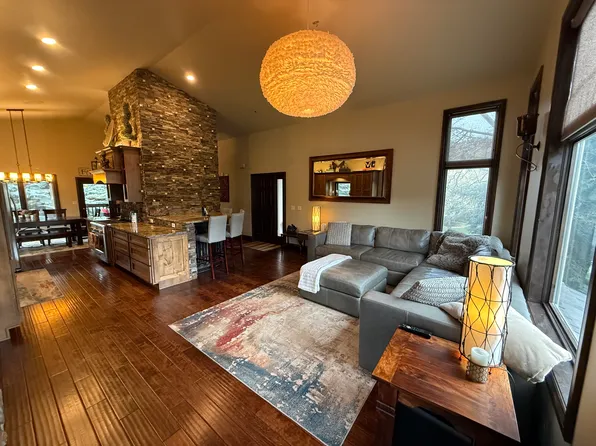 220 June Creek Rd #B, Edwards, CO 81632