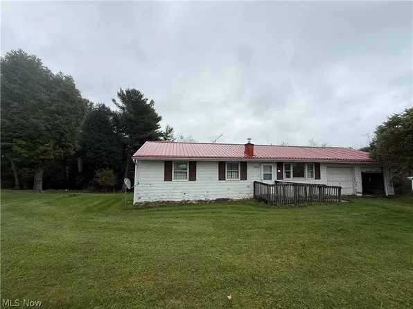 19636 Frischkorn Dr, Wellsville, OH 43968