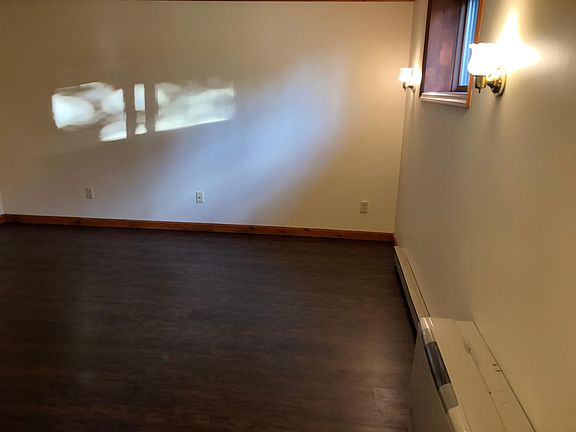 2nd image of 22 Pawling Ave #4