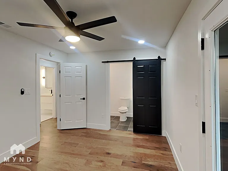 1603 Rutland Dr #B — Photo 6