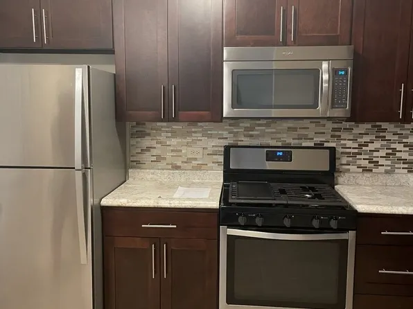 4340 Wilson Ave, Downers Grove, IL 60515