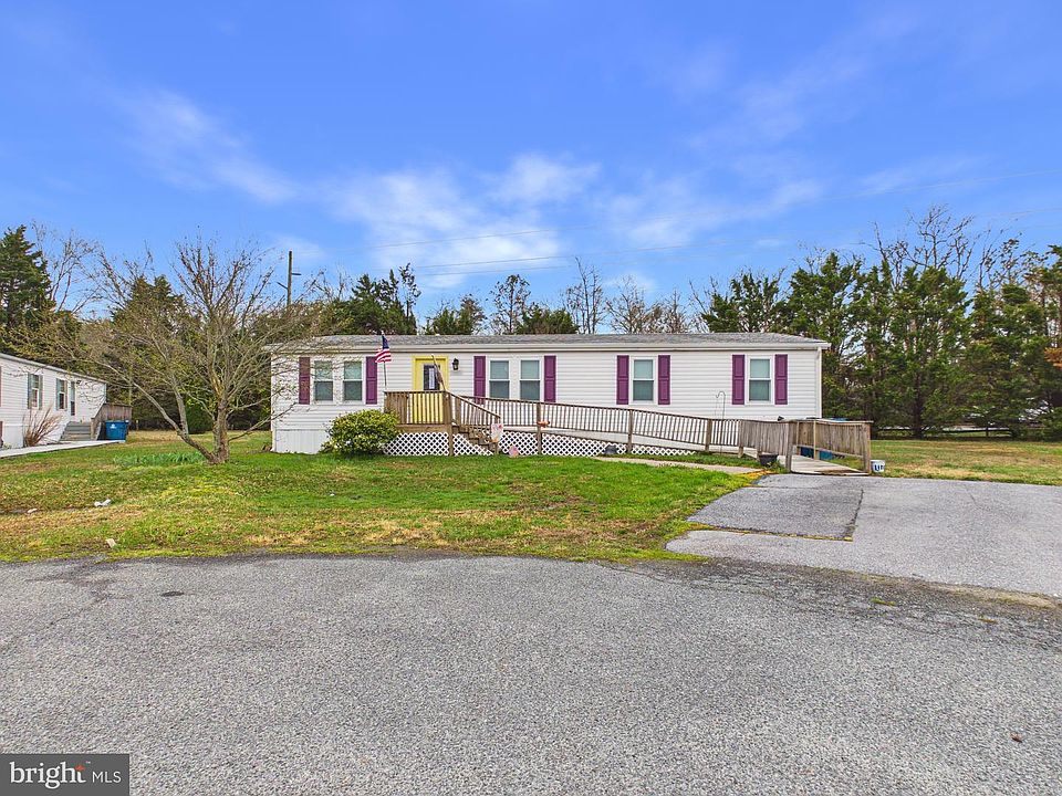1st image of 26270 Crows Nest Ct W #49078