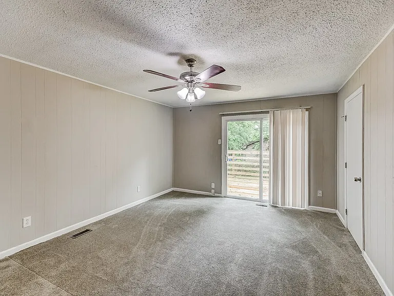 24 Autry Dr — Photo 12