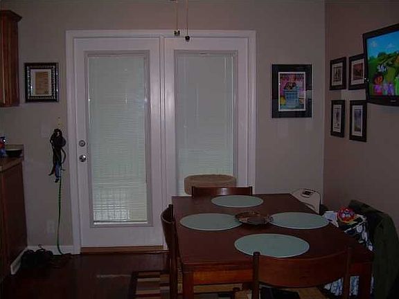 5th image of 10710 Helmsdale Ln
