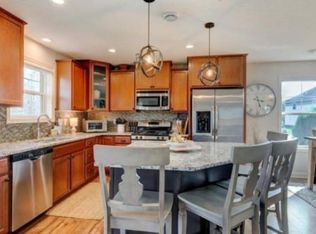 3403 Chestnut Ln, Eagan, MN 55123