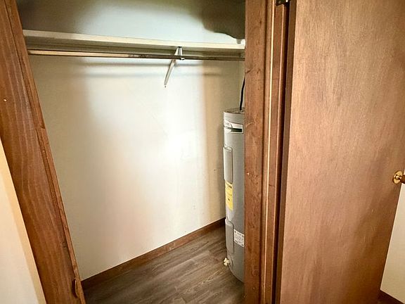 4th image of 300-302 W Howard St #302-2