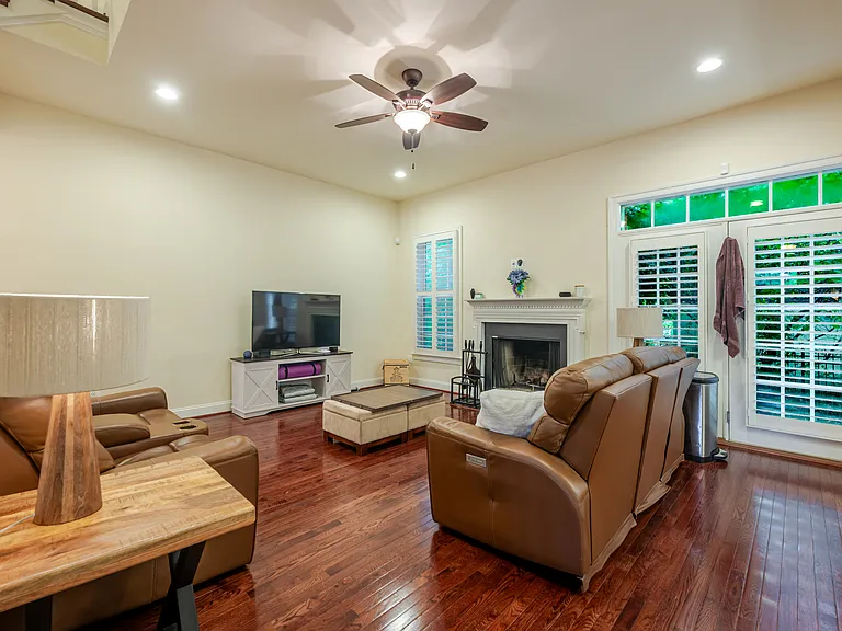 8500 Wedderburn Station Dr — Photo 32